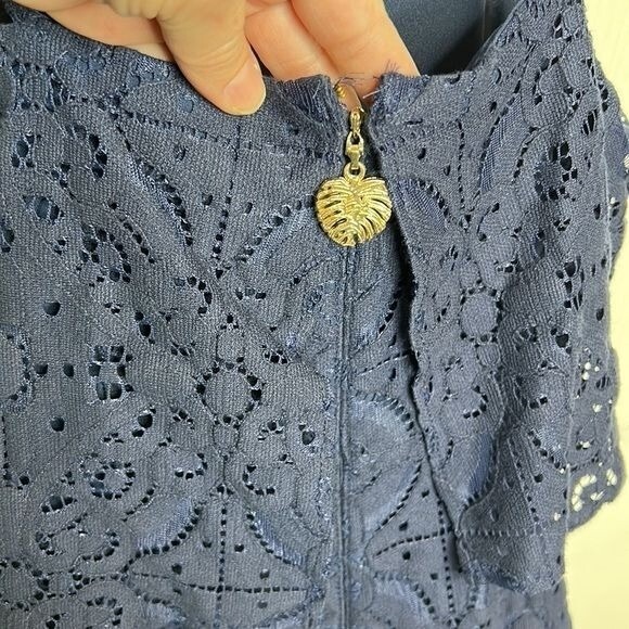 Lilly Pulitzer Womens Celyn Lace Romper Sz 2 Navy Blue Preppy Coastal Resortwear - Picture 7 of 10